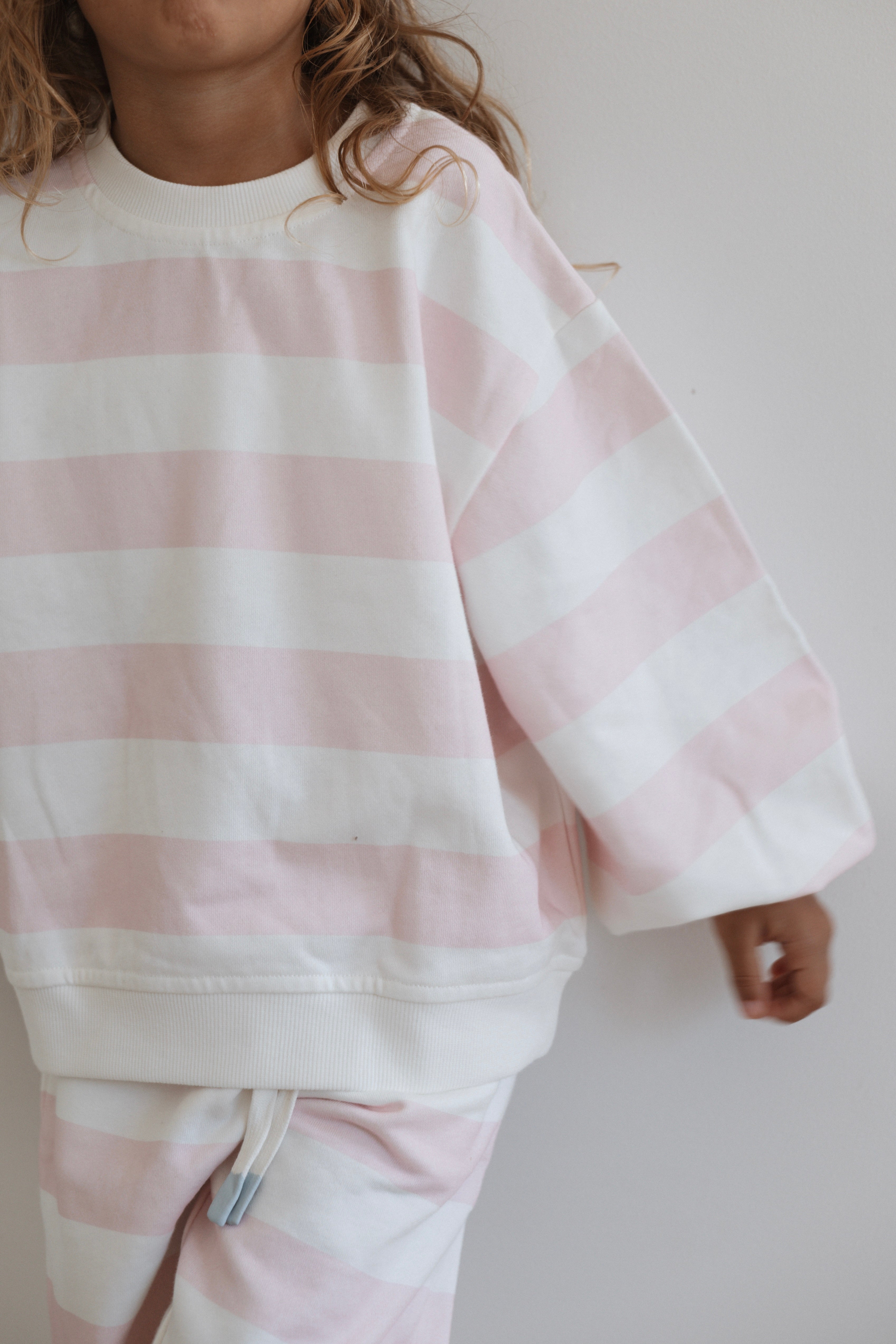 LITTLE PINK CREWNECK SWEAT TOP