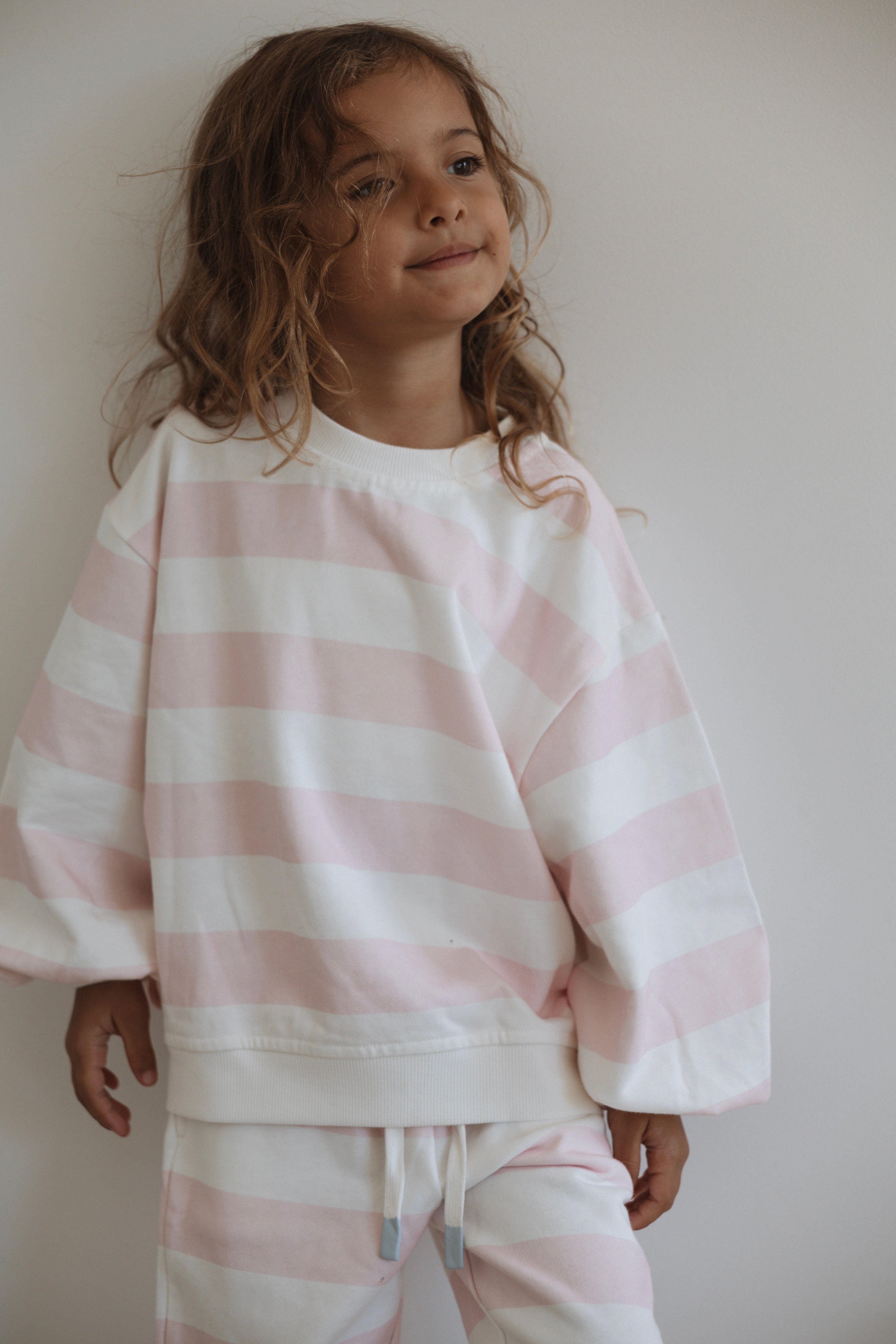 LITTLE PINK CREWNECK SWEAT TOP